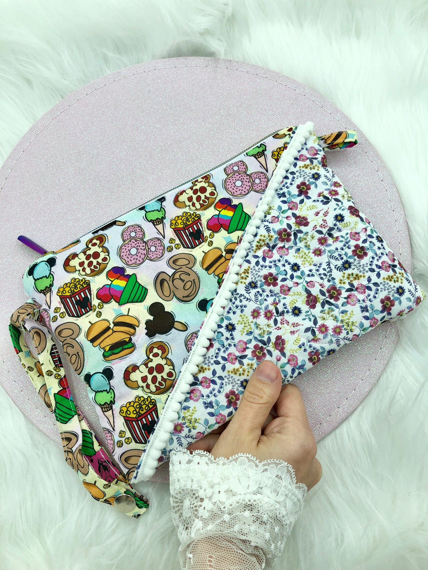 Pochette en tissu "Food Mickey"