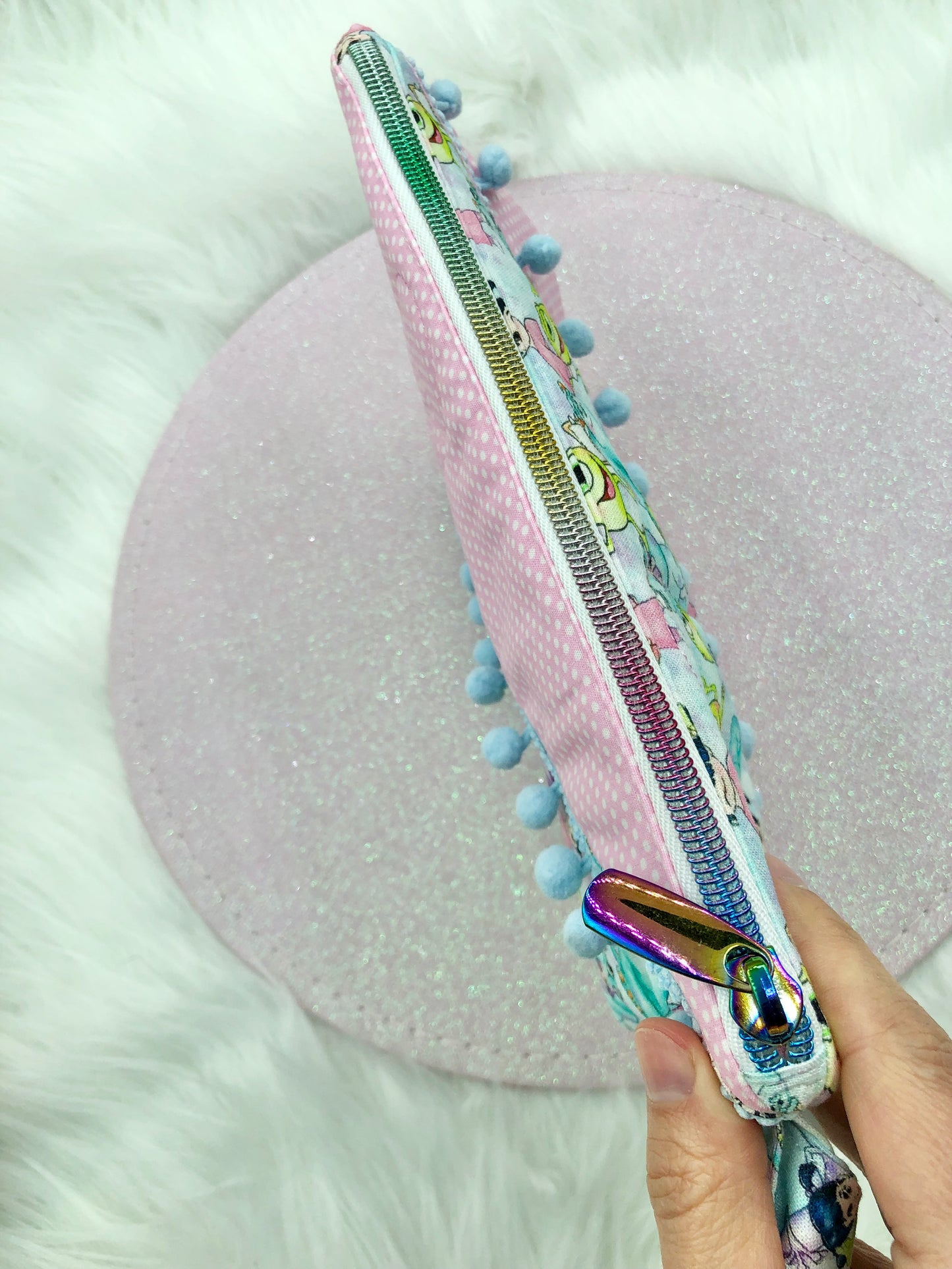 Pochette en tissu "Monstres et Cie"