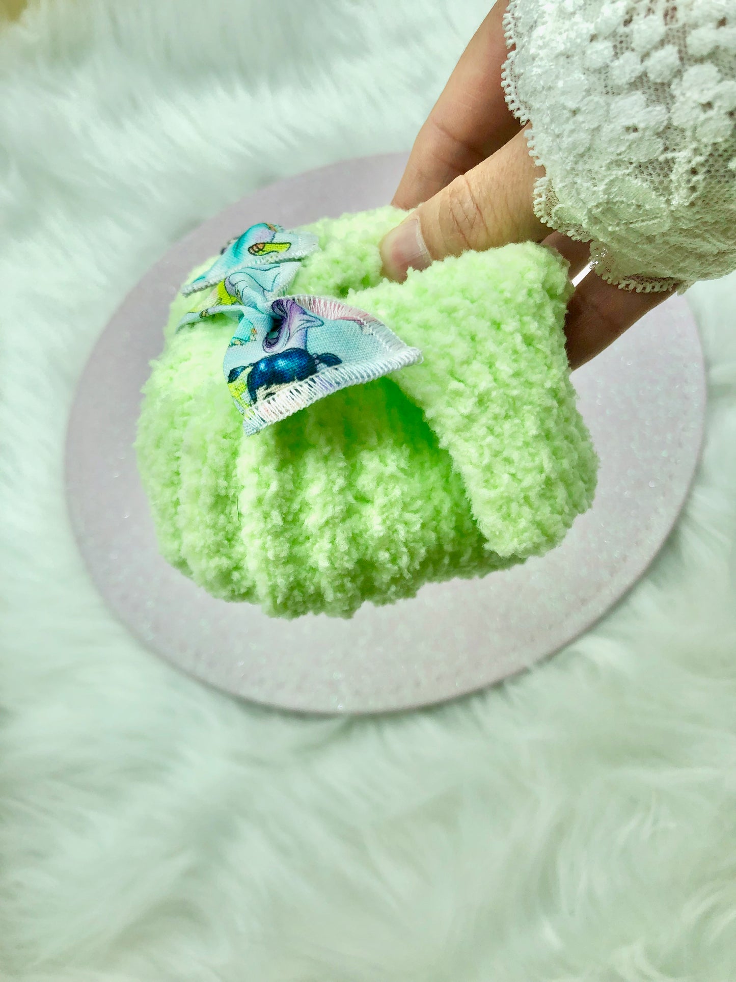 Chaussons au tricot "Monstres et Cie"