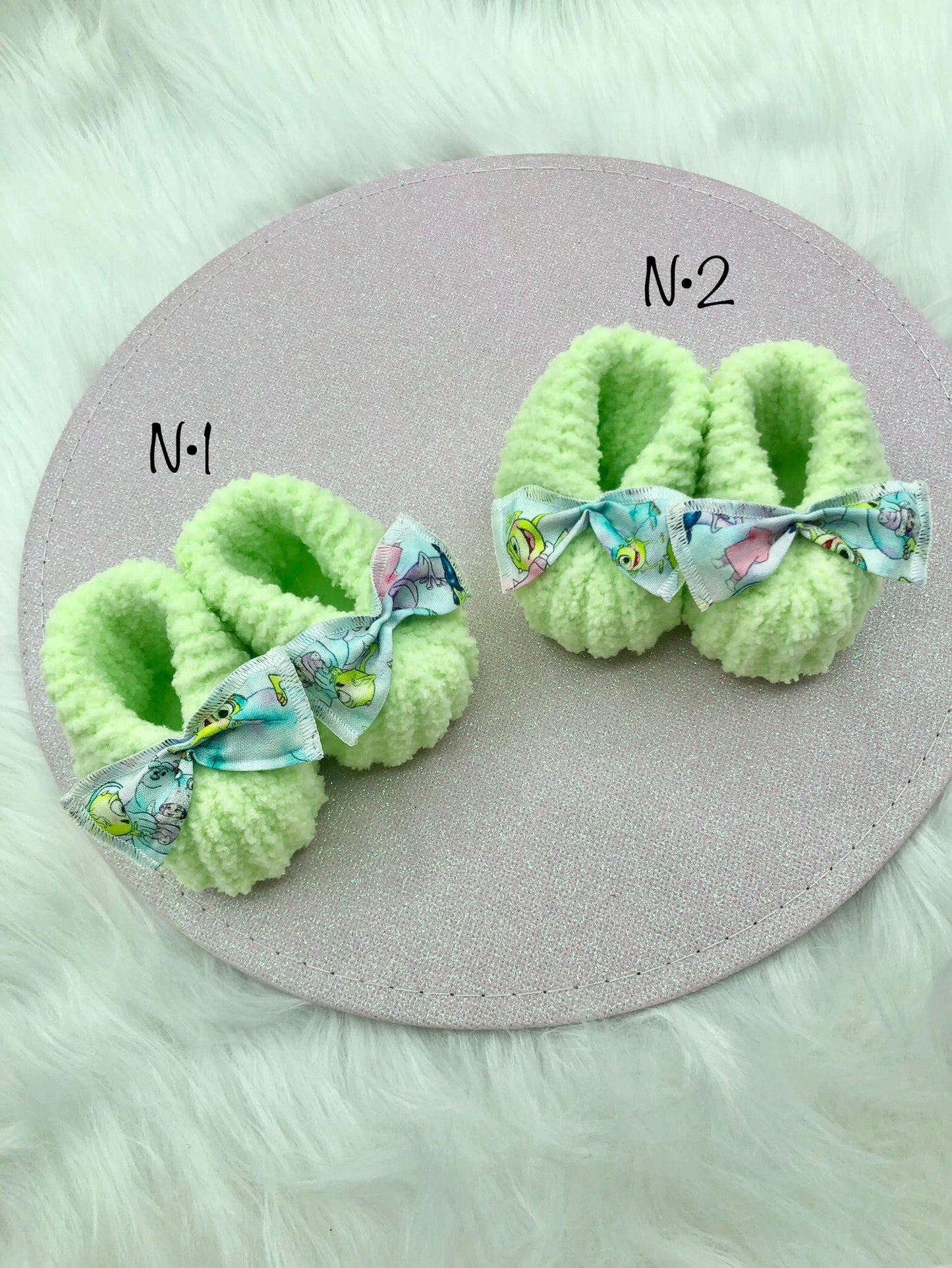 Chaussons au tricot "Monstres et Cie"