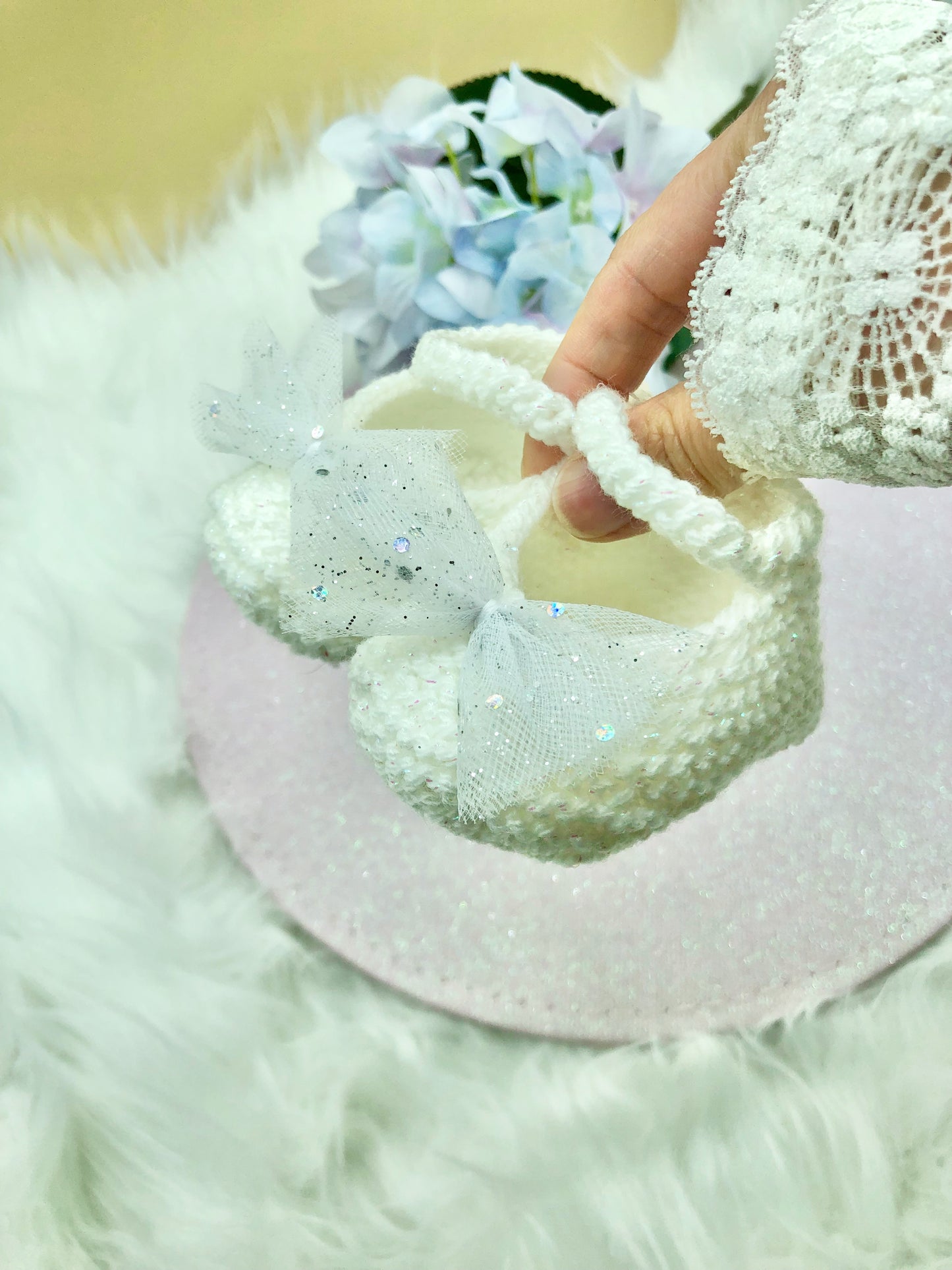 Chaussons/Ballerines blancs au tricot