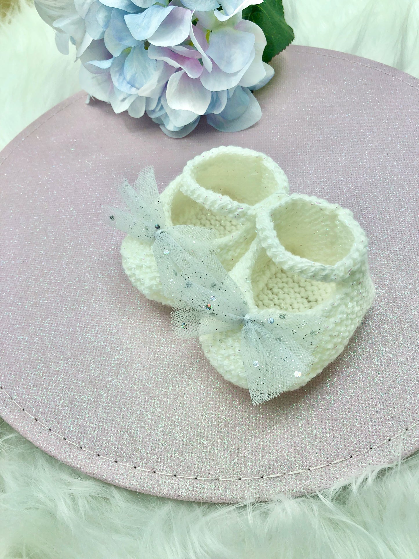Chaussons/Ballerines blancs au tricot