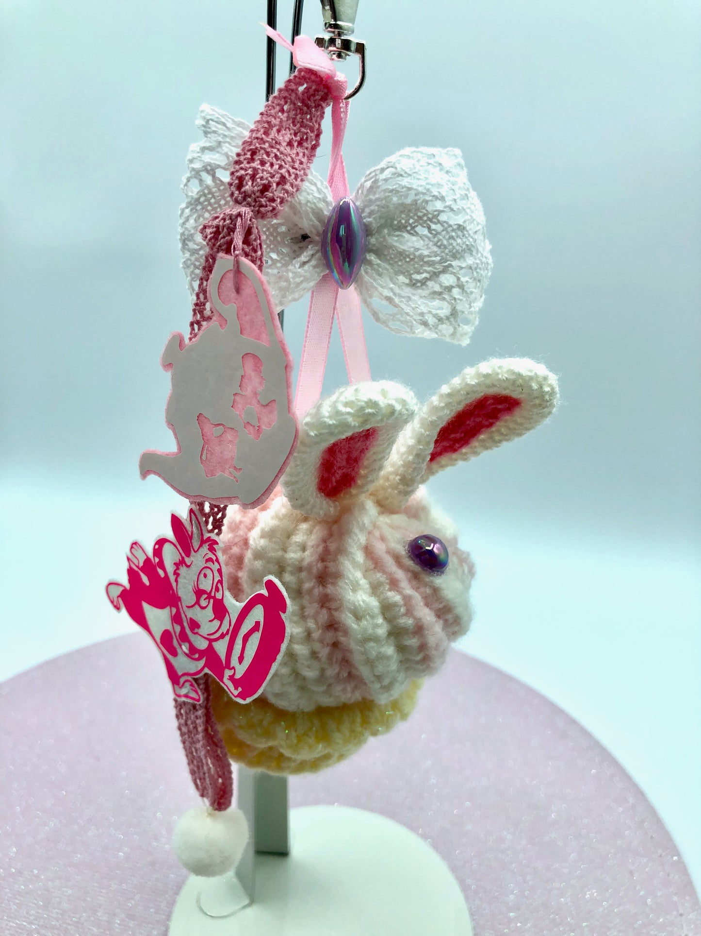 Bijou de sac/porte-clé - cupcake du pays des merveilles - lapin