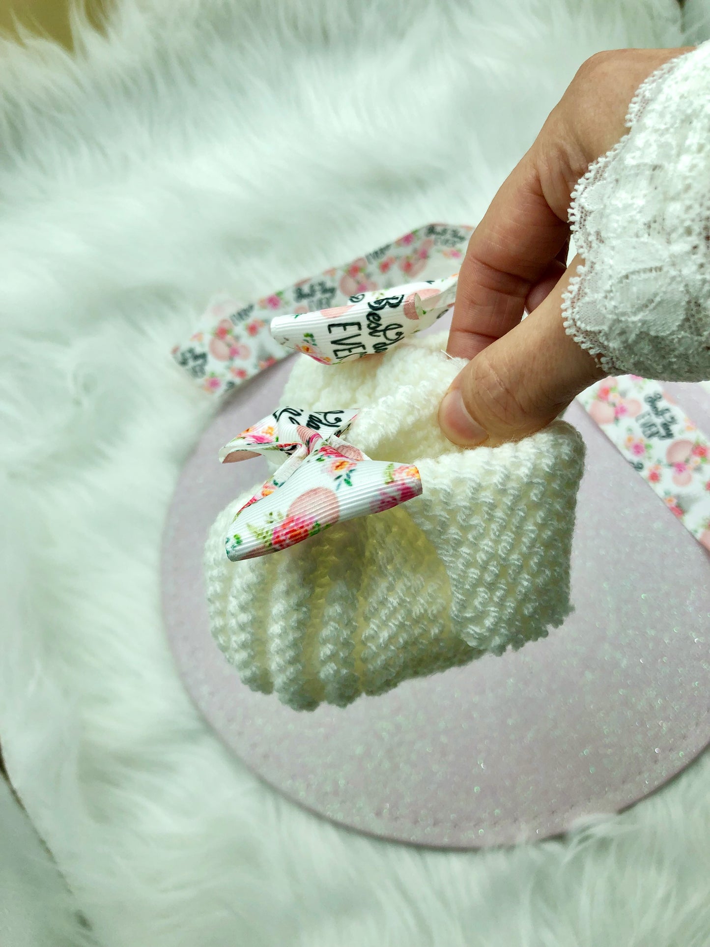 Chaussons au tricot "best day ever"