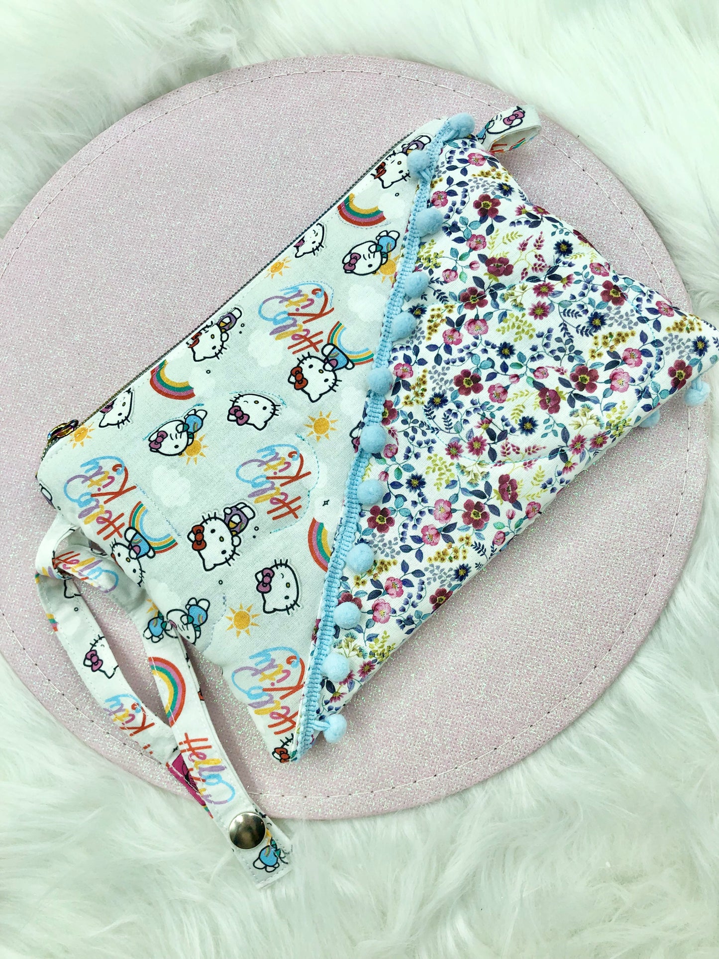 Pochette en tissu "Hello Kitty"