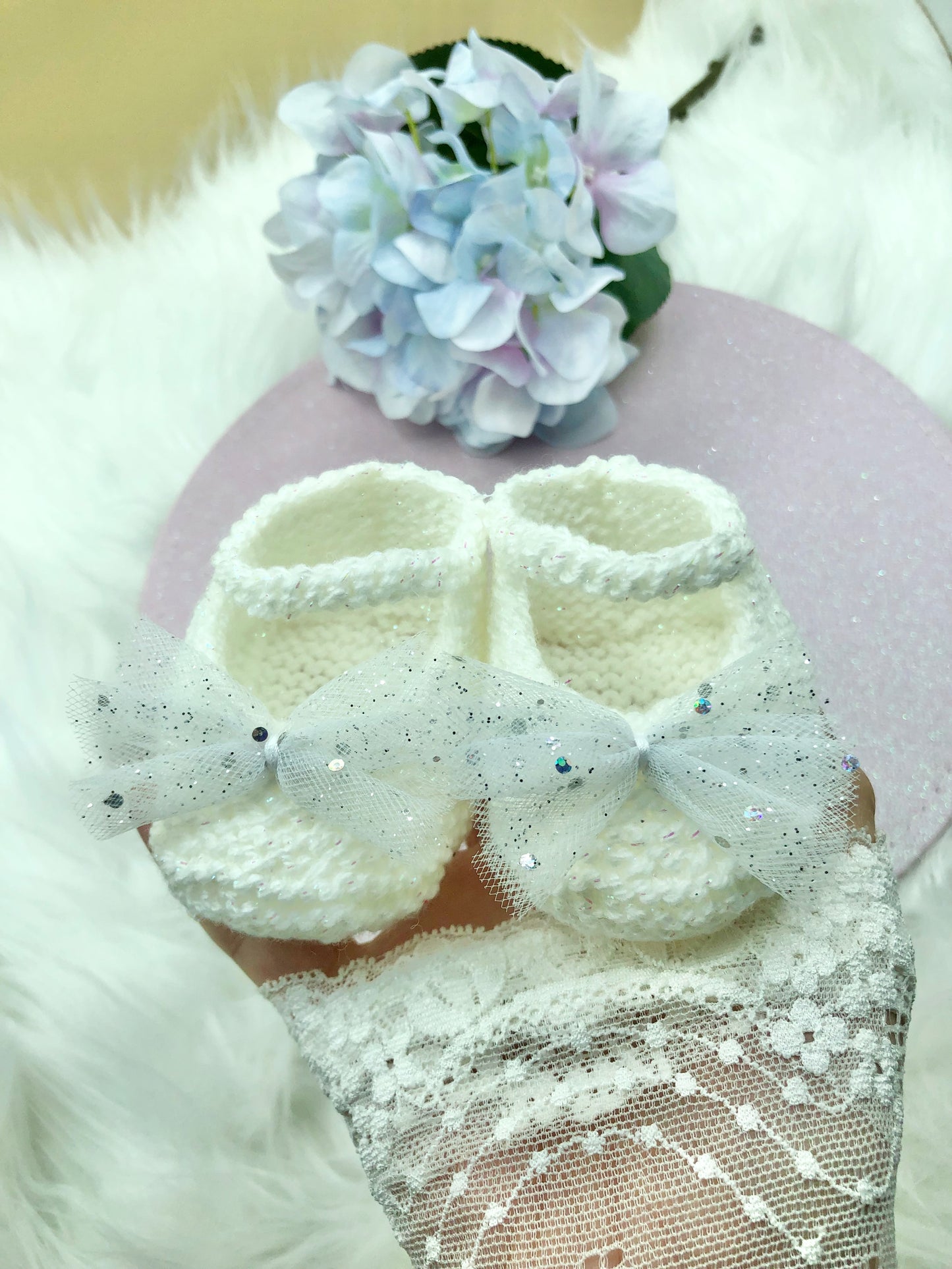 Chaussons/Ballerines blancs au tricot