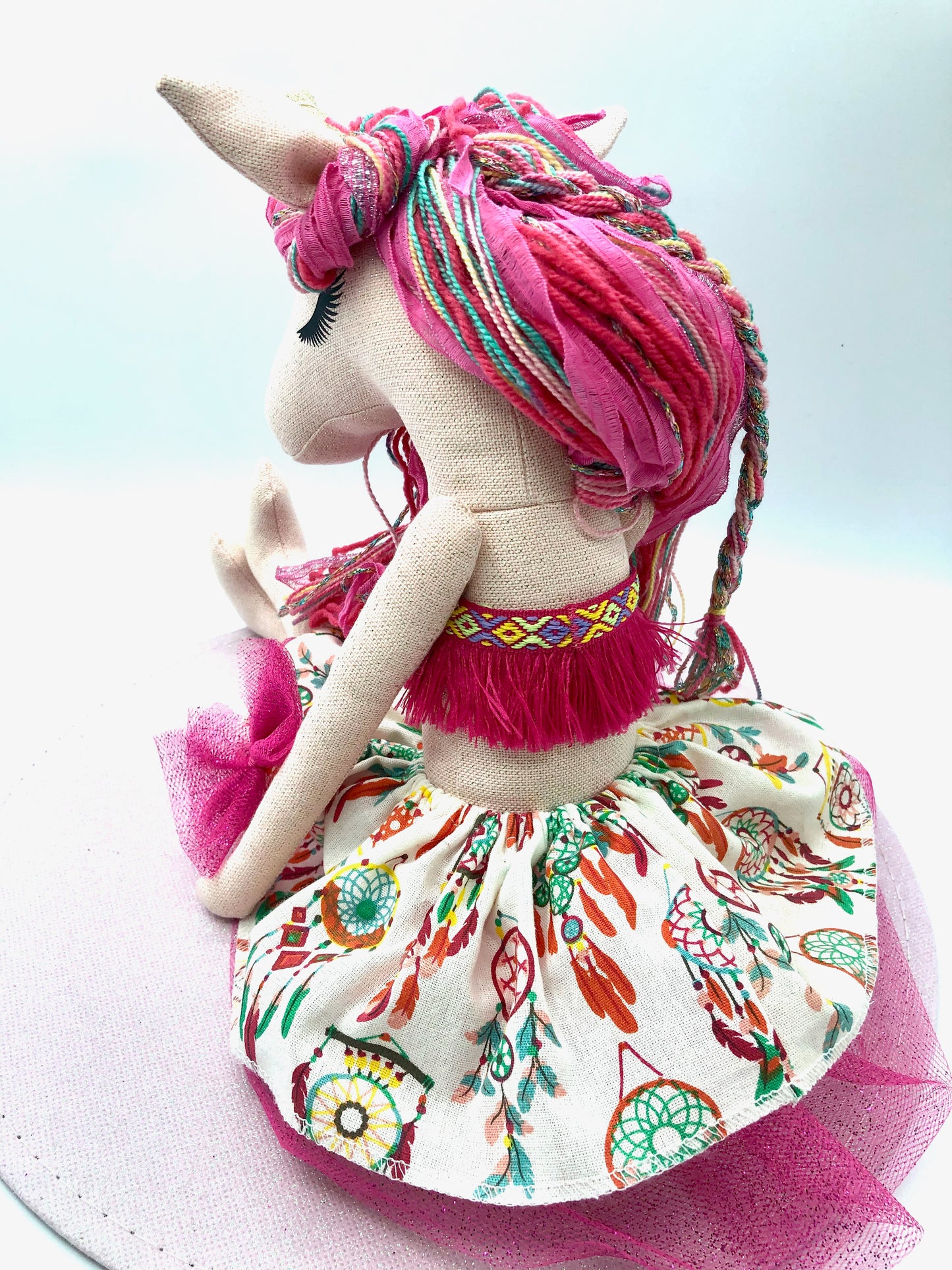 Poupée licorne rose "sioux"