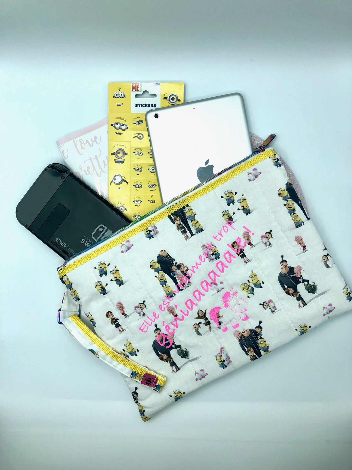 Grande pochette "Minions"