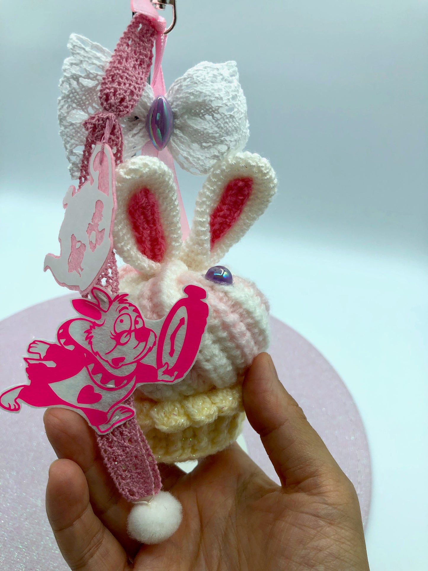 Bijou de sac/porte-clé - cupcake du pays des merveilles - lapin