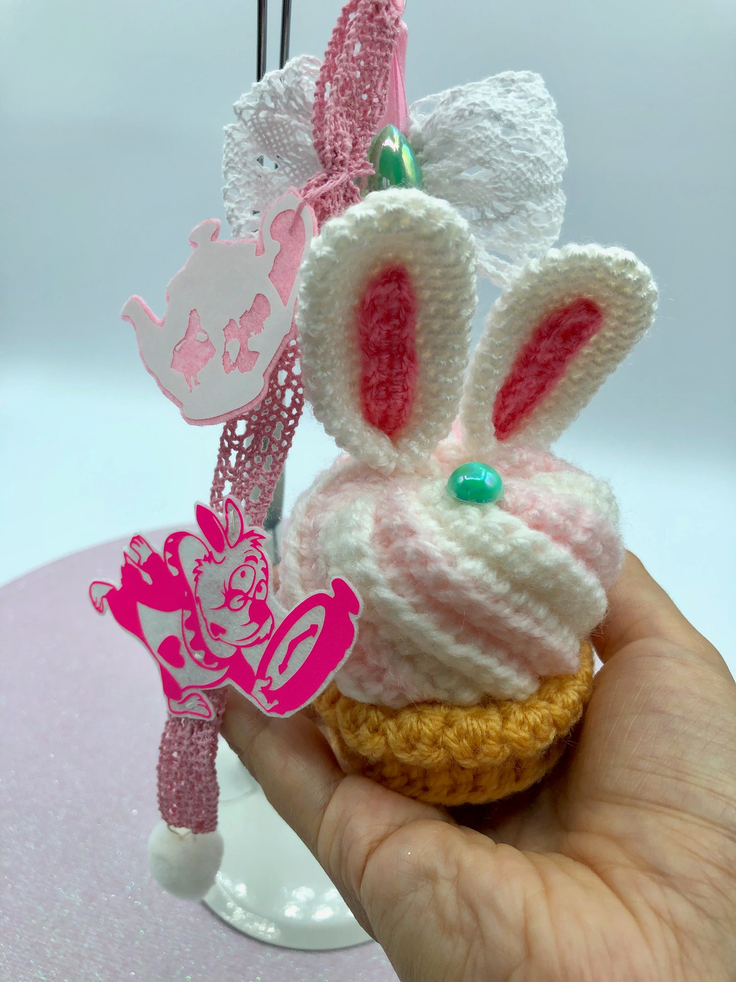 Bijou de sac/porte-clé - cupcake du pays des merveilles - lapin