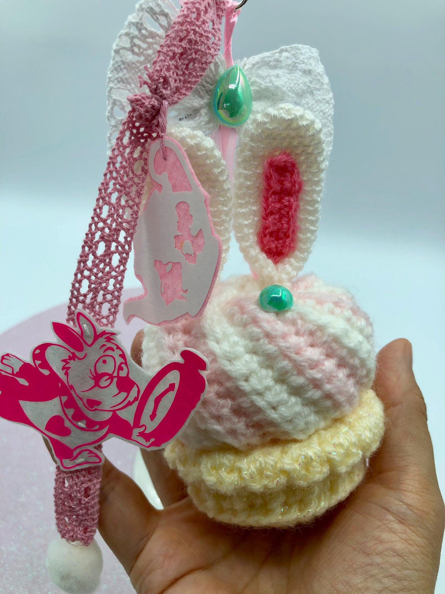 Bijou de sac/porte-clé - cupcake du pays des merveilles - lapin